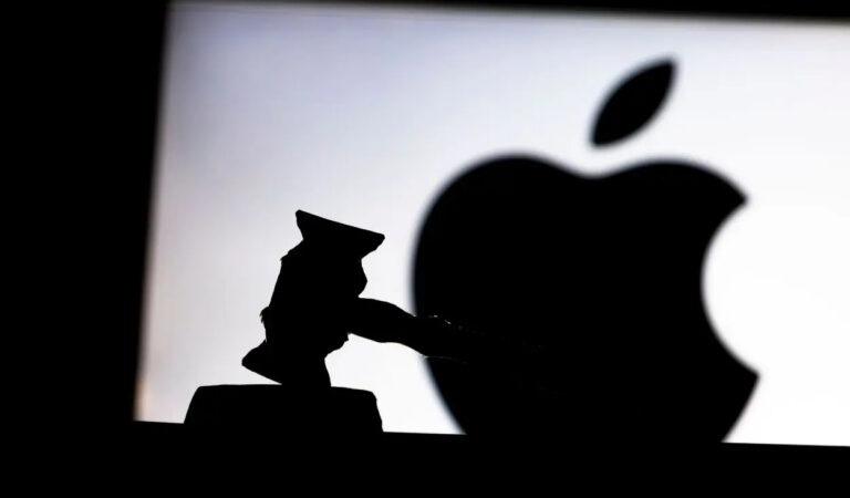 US Prepares Extensive Antitrust Lawsuit Against Apple for 2024: Report