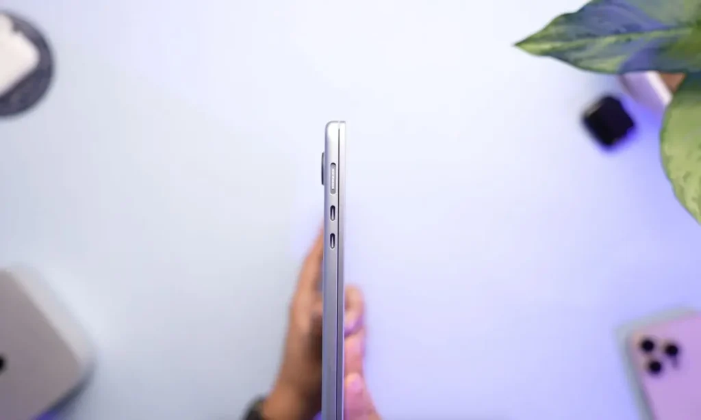 MacBook-Air-M4-Ports-azmotech