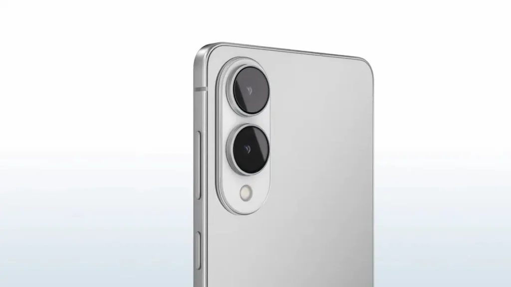 Samsung-Galaxy-S25-Edge-rear-caeras-in-focus-azmotech